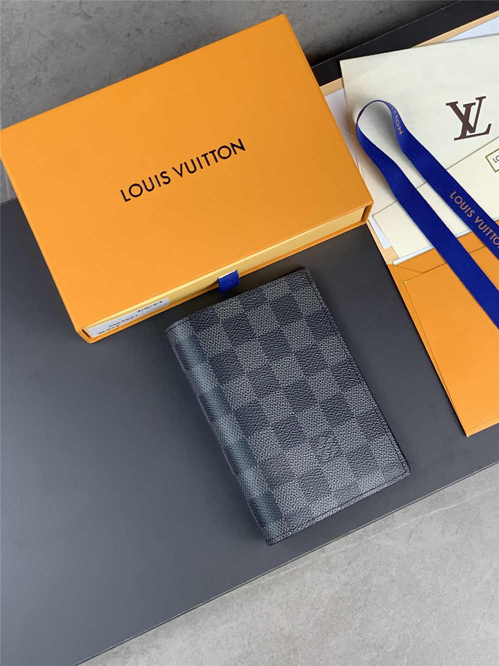 Louis Vuitton wallet M64412 ENVELOPPE CARTE DE VISITE 2025 new 